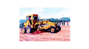 平地機(jī)野外實習(xí)